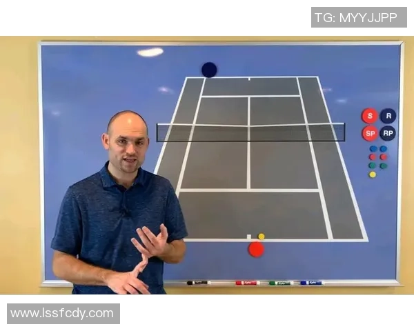 深入分析上海网球队控制打法的战术特点与应用策略